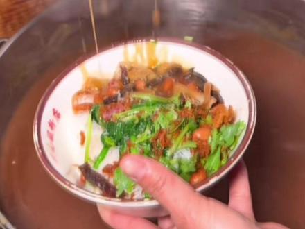 睡了吗?朋友们,海南陵水酸粉跟大家说晚安啦!