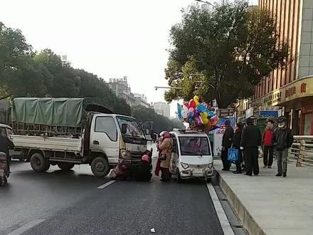 行车万里 安全第一#车祸现场