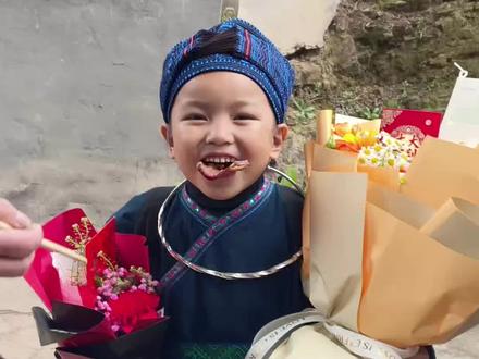 距离央视春晚彩排时隔四十多天麻江河坝瑶族“小飞侠”杨佳羽回家了!#麻江河坝瑶族杨佳羽#回家#周末麻江#瑶韵河坝#央视春晚节目吉量背后的故事