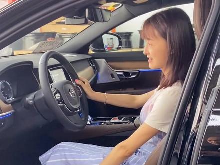 沃尔沃实用技巧一,教您一键设置座椅自动复位。看实用了,记得看完#沃尔沃#沃尔沃s90#沃尔沃xc60