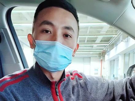 车辆长时间停放容易亏电,#教你一招给自己的爱车断电!#奥迪 #车辆断电