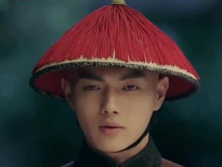周也恋情风波席卷全网,可最心碎的并非专属唯粉,也不是荧幕CP粉 #周也 #恋情 #许凯 #一瓯春 #娱乐圈