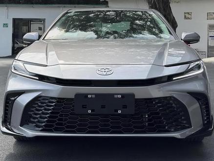 升级这两套安全性配置、再也不用担心复杂路况了吧? #九代凯美瑞 #雷达 #360全景影像 #行车安全 #丰田