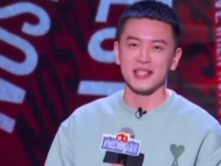 就喜欢看杨鸣搂席😄#杨鸣教练 #才貌双全鸣鸣子