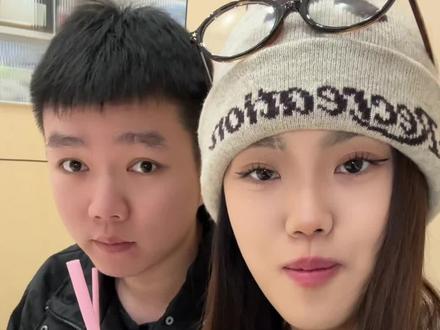 每次茉莉奶白上新我们都不错过!这次又带老婆来喝新品了!!咋没有瓶颈期啊!#茉莉奶白 #茉莉奶白东方摩登茶#茉莉奶白芭乐心愿杯#茉莉奶白奶油芭乐#茉莉奶白芭乐奶皮子