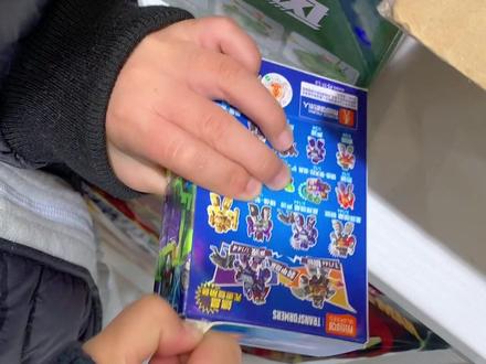 快来围观他拆布鲁可#盲盒#玩具 #布鲁可积木人 #变形金刚 #开箱vlog