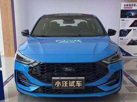2022款 福特福克斯 三厢版 ST Line#福特#福克斯