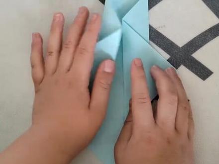 用一张正方形纸折赛车