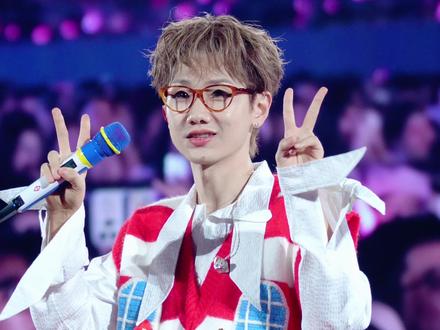 呜呜呜被这段互动萌吐了~还有能想出用电话跟汪苏泷互动也是天才 #汪苏泷 #汪苏泷南宁 #双向奔赴才有意义