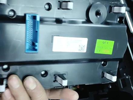 奇瑞瑞虎7中控拆解