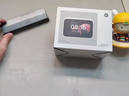 小米上新抢跑之小米智能家庭屏mini。4寸触屏交互,澎湃OS 小米上新抢跑之小米智能家庭屏mini。4寸触屏交互,澎湃OS,设备卡片控制,5Gwifi,桌面中控
这下4寸也更新为家庭屏了,小爱触屏音箱系列就没有了,不过系统还是在更新的
对比老的4寸配置除了屏幕其实配置降级了,不过由于换了纯血澎湃OS(小米vela系统),反而更流畅了
但是就只能查看摄像机和门锁/门铃的推送画面,不能直接看视频了
至于屏幕虽然分辨率和之前一样是800*480,但颜色和操作都好很多(全贴合的了)
喇叭音量有点出于意料,但音质还是听个响的水平
@小米科技园F栋
#新贵生活一步到位 #小米 #智能家居 #数码 #好物推荐🔥