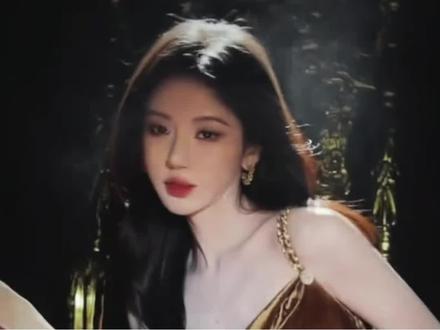 鞠婧祎就这样稳稳的走花路#鞠婧祎 #颜值 #爽文 #月鳞绮纪 #美女