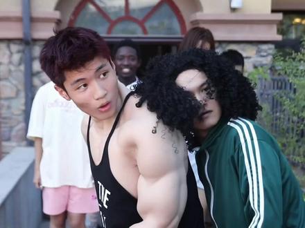 你们觉得本月最洗脑的梗是哪个呢?