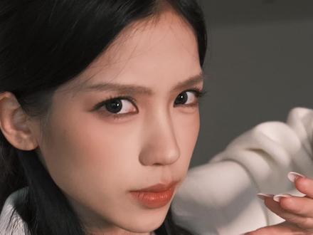 一定要看到第7秒!有变装!#弥渡山歌phonk #手势舞 #卡点舞 #变装 #转场