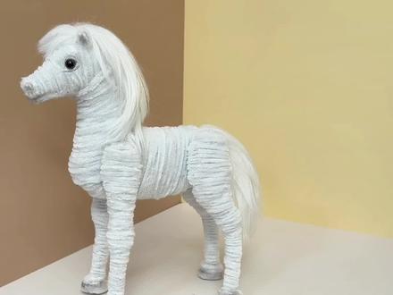 马年专属:用扭扭棒手工制作一只威风凛凛的骏马,你值得拥有! #扭扭棒手工教程#我家的年度好东西 #萌娃 #亲子互动 #一人一件宝藏好物