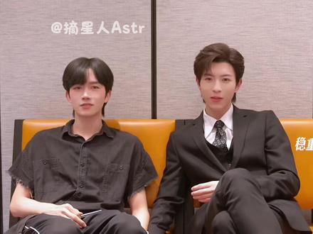 邱鼎杰你俩出新歌怎么不通知大家?#黄星 #新歌上线