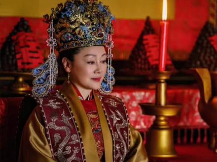 #凤冠霞帔 与 #马皇后 到底有没有关系?明代女子大婚为什么可以穿凤冠霞帔?#传统文化 #传统服饰#文化输出