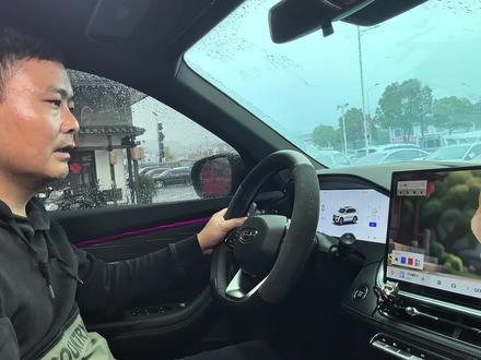 星越L是无法语音控制车灯的,那么手动该怎么操作呢,这条视频教会车友们#吉利星越l #星越L车友会 #26款星越l #26款星越L长风 #星越L用车知识