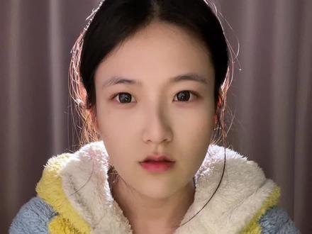 叶珂黄晓明生女儿,angelababy小海绵疑似有妹妹了,带球上位是不是取得结果的好方法?前辈韦雪曲曲都没有成功,还是不要做梦了吧。#黄晓明叶珂 #叶珂 #angelababy #韦雪 #小杨与您说