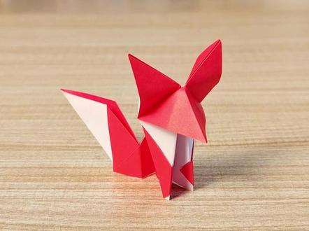 用一张正方形纸折一只简单小狐狸#手工 #折纸教程 #狐狸折纸 @DOU+小助手
