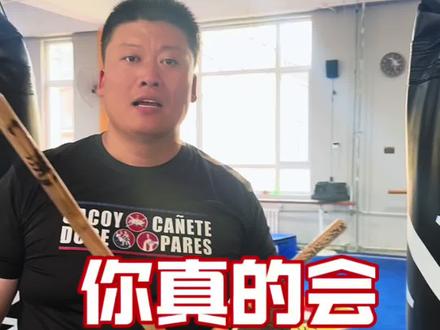 打沙袋的训练目的是什么? 单纯的大力出奇迹吗?#短棍 #教学 #格斗 #武术 #冷兵器