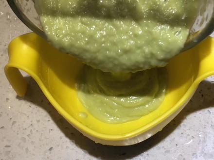 一周吃三次牛油果,宝宝大脑发育翻倍,新做法让宝宝吃一口就爱上