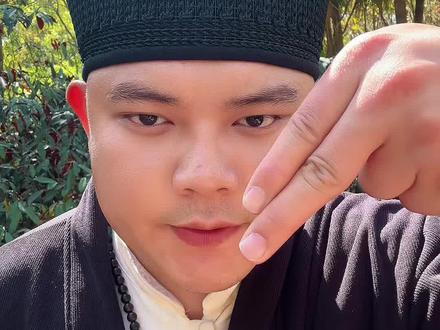 新年新马“甲” #新年马甲 #2026年吉祥物 #美甲款式 #小道藏风