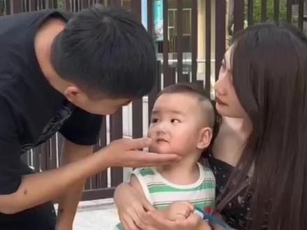 可以亲一下吗?从街头亲到街尾😂#合集 #可以亲一口吗 #合集版
