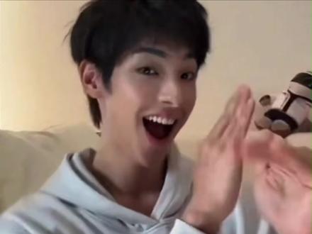 大理寺米线:坏了!这波冲我来的!#搞笑 #紫薯精 #刘文祥 #315 #麻辣烫