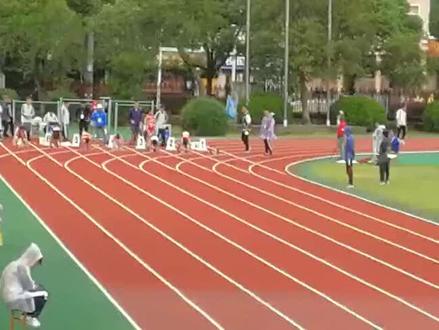 2019年9月21日-23日宁波十八届田径运动会
陈妤颉(小5) 13秒64