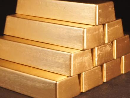 #上热门 #有趣的知识又增长了 #关注我每天坚持分享知识 #dou是知识 #有趣 “来人,赏黄金百两给大将军”。皇帝大声吆喝道。电视剧经常有这么一幕。那么古代黄金百两在现代值多少钱呢?