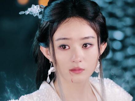 在得知饕煞等了自己上千年后,碎梦终于相信世间还有真情 #逍遥 #侯明昊 #谭松韵 #新剧来袭