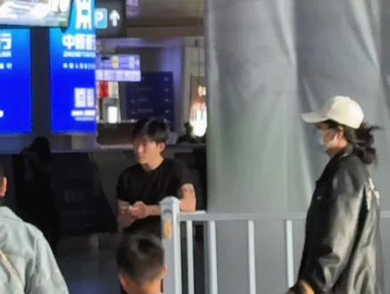 想牵着你的手 一直走到最后