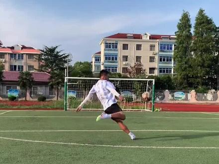 凌空打门的精髓所在,干货教学值得点个➕么⚽️#干货 #唯有足球不可辜负 #足球