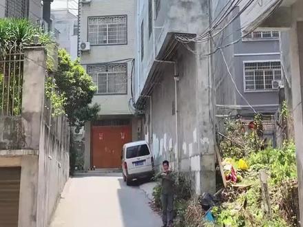 脑洞大开的“纸片楼”