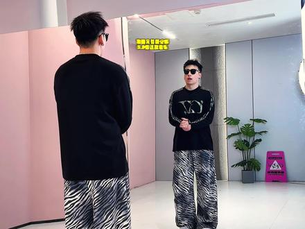 《只要你还需要我》背面分解和0.8倍速跟音乐视频来啦!!跟练起来吧!@大英子要跳舞👾 #舞蹈教程 #简单易学舞蹈 #舞蹈分解 #只要你还需要我 #大英子