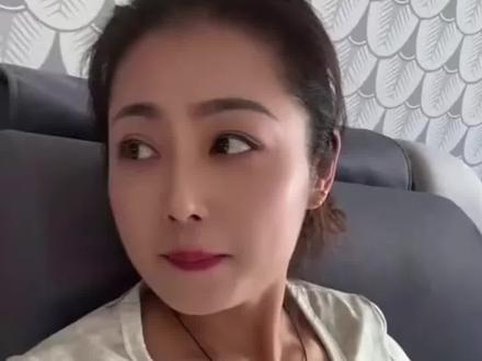 0402402 女生要好好爱自己!燕之屋鲜炖燕窝,低糖 0 添加,只有燕窝、冰糖、纯净水,孕期、日常都能喝.#燕之屋 #燕窝 #女人