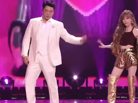 今年跨年晚会乐子全在这了 #湖南卫视跨年演唱会 #时代少年团 #邓超 #张凌赫 #黄子韬