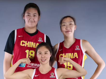 3月12号中国女篮15分落败!目前小组赛一胜一负,接下来将于3月14号、15号、17号分别对阵南苏丹 捷克和巴西女篮!想去现场的球迷朋友,左下角定位买票!#中国女篮#李月汝#韩旭#张子宇 #王思雨