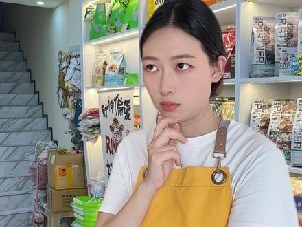 如果狗狗出现这些动作其实是它发出来的求救信号,不要忽视了养护,别花了大几千做怨种,家里有毛孩子的一定要提前养护! #狗狗伸懒腰 #狗狗呕吐 #宠物胰宝片 #养狗经验分享 #新手养狗