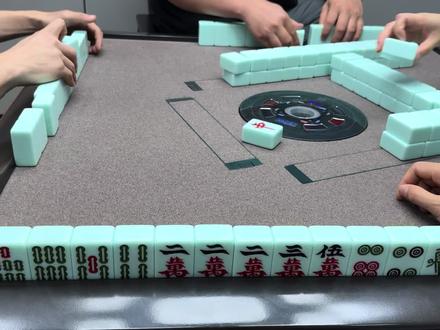 人生不过三万天 来个两局连胜先 这手气谁看谁不迷糊#合肥红中麻将娱乐 #三缺一打麻将 #dou上热门麻将 #原创视频