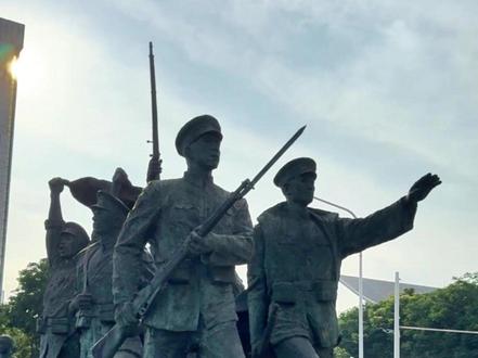 你与武汉最大的遗憾是什么? #湖北武汉 #历史建筑 #中部地区 #城市记忆 #武汉光谷 @抖音小助手
