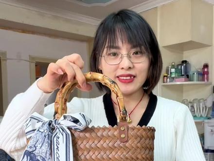 刷到一款喜欢的复古藤编包,研究了2个多小时,用半天的时间,终于自己编出来啦!成品妥妥的高级风!#手工编织 #复古包包