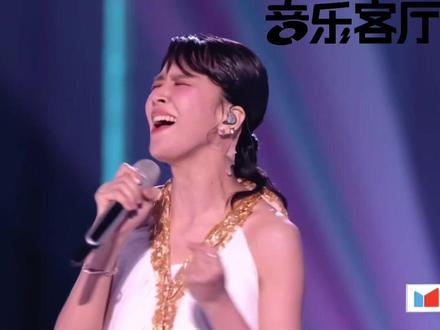Reaction:乘风队长solo 曾沛慈《一样的月光曲》
#曾沛慈三公舞台票数惹争议 #抖音音乐客厅 #抖音乐评新势力 #曾沛慈 #乘风三公队长秀
