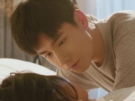 #致我们单纯的小美好 “一辈子这么长,我真的只喜欢你一个人”#好剧推荐 #高甜来袭 #关于爱情