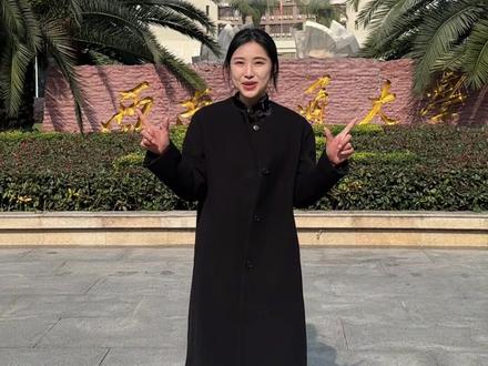 挑战蹭饭100家食堂:居然在西南交大偶遇校园“陈冠希”#185大帅哥 #大学生 #抖音美食推荐官 #校园生活 #女大学生