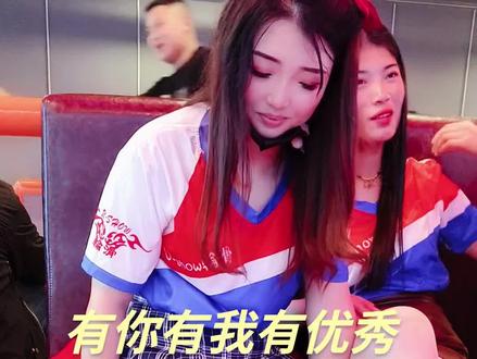 轮滑协会优秀队,祝梦幻溜冰城,生意兴隆,一路长虹,想加入优秀轮滑队的鞋咨询