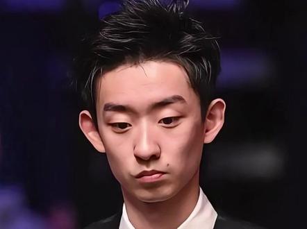 吴宜泽夺冠不到72小时,姐姐“私生活”被扒,终究步入赵心童后