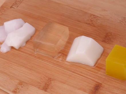 吉利丁、白凉粉、琼脂、寒天粉区别和用法,很多人不清楚,涨知识