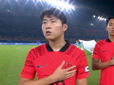 今晚20:00,中国男足亚运队将在1/4决赛迎战韩国队。中国男足亚运队和韩国队在今年6月份进行过两场热身赛,首场比赛中国队1-3失利,第二场比赛孙沁涵破门,帮助中国队1-0获胜。#亚运会 #中国足球